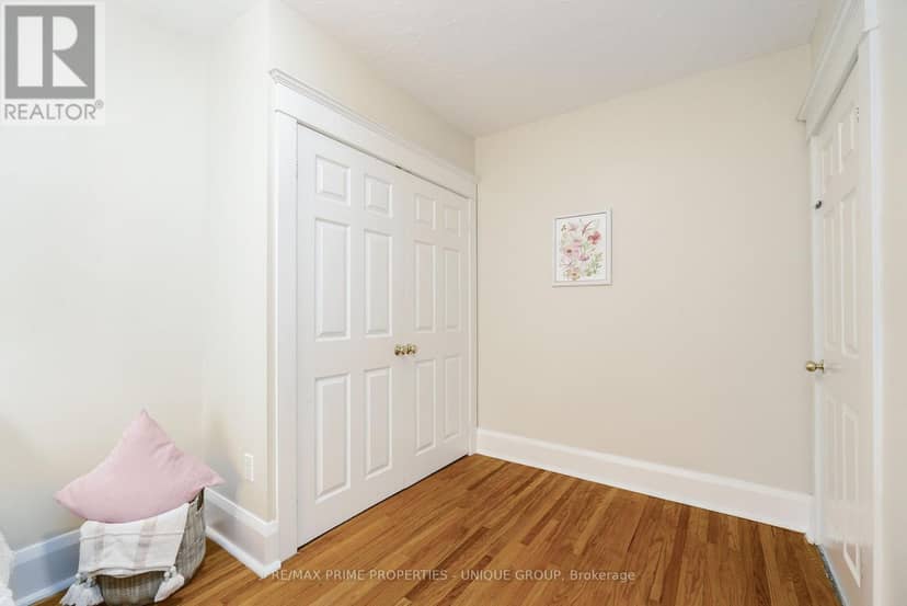 291 Jedburgh Road — photo 16 of 40