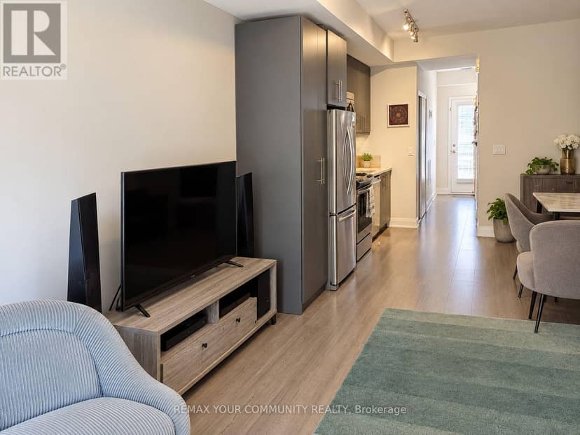 TH08 - 780 Sheppard Avenue, Toronto, photo 4