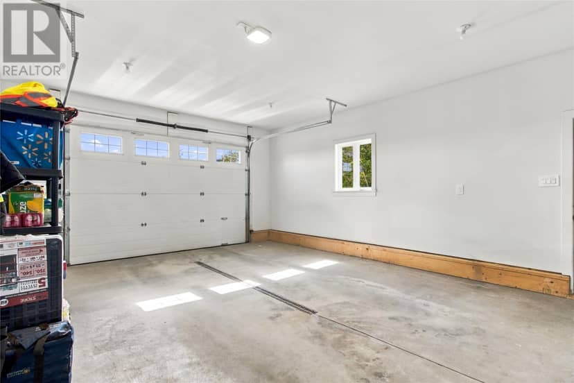 108 Country Drive — photo 33 of 40