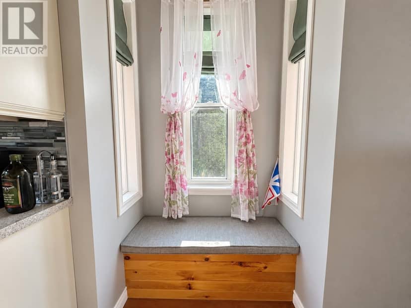 7 Lamberts Barren Road — photo 12 of 33