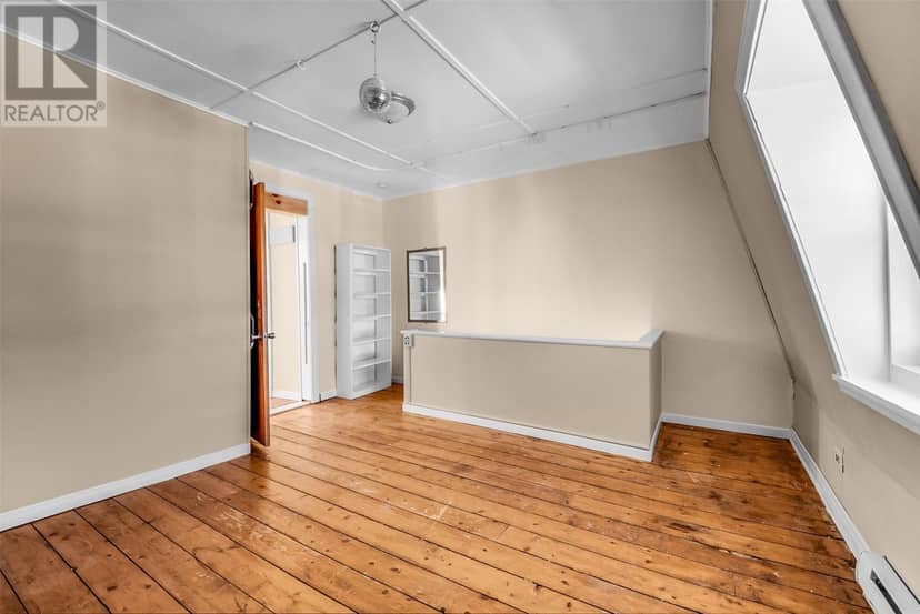 23 Mullock Street — photo 19 of 32