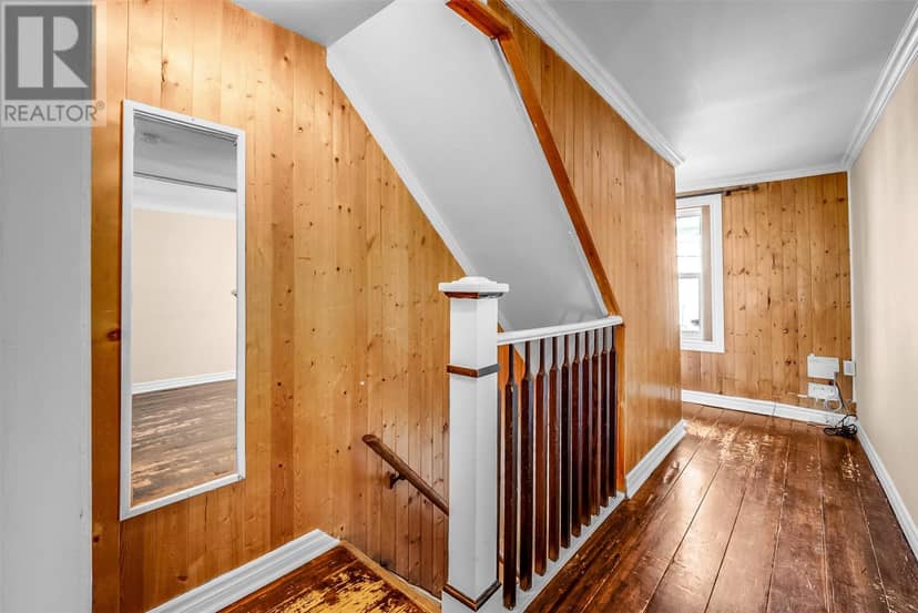 23 Mullock Street — photo 9 of 32