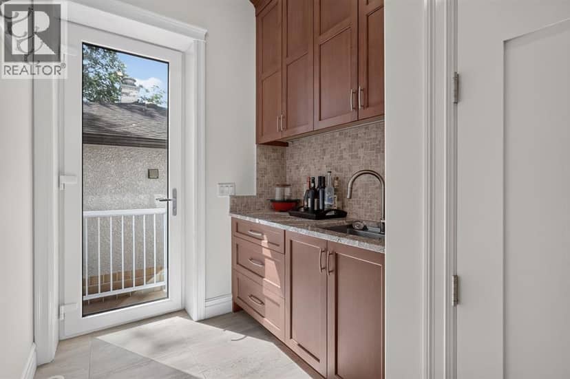 1640 16 Street SE — photo 17 of 40