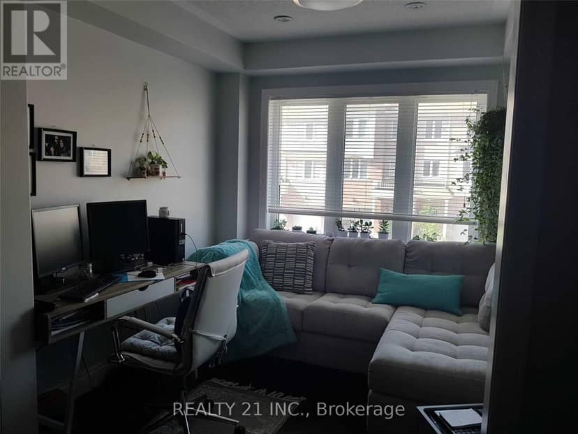 37 Pringdale Gardens Circle, Toronto, photo 5