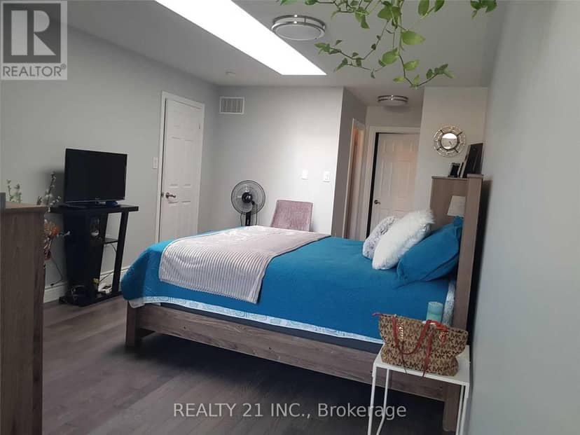 37 Pringdale Gardens Circle — photo 9 of 14