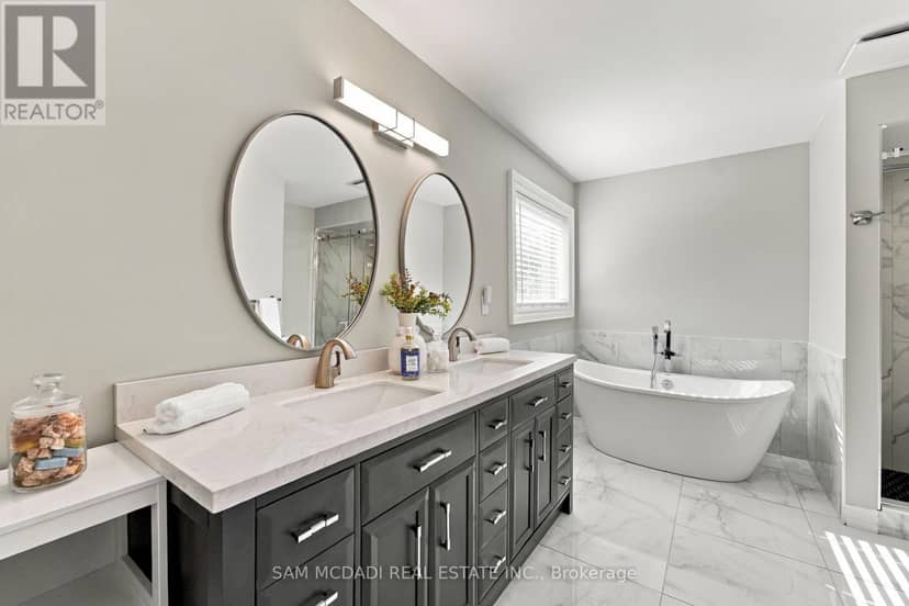 135 Watford Street — photo 35 of 40