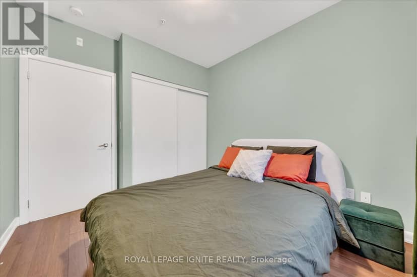 116 - 3560 St Clair Avenue E — photo 22 of 36
