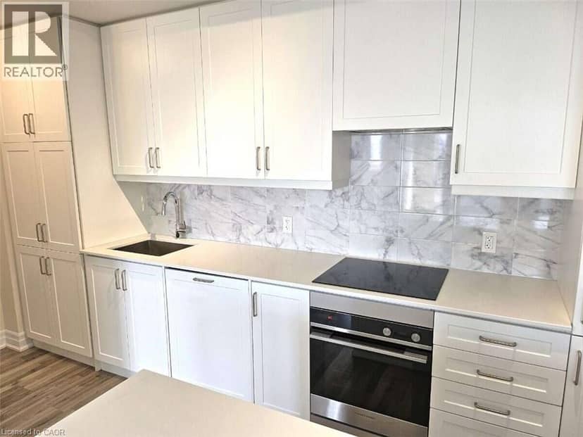 9075 JANE Street Unit# 706, Vaughan, photo 8