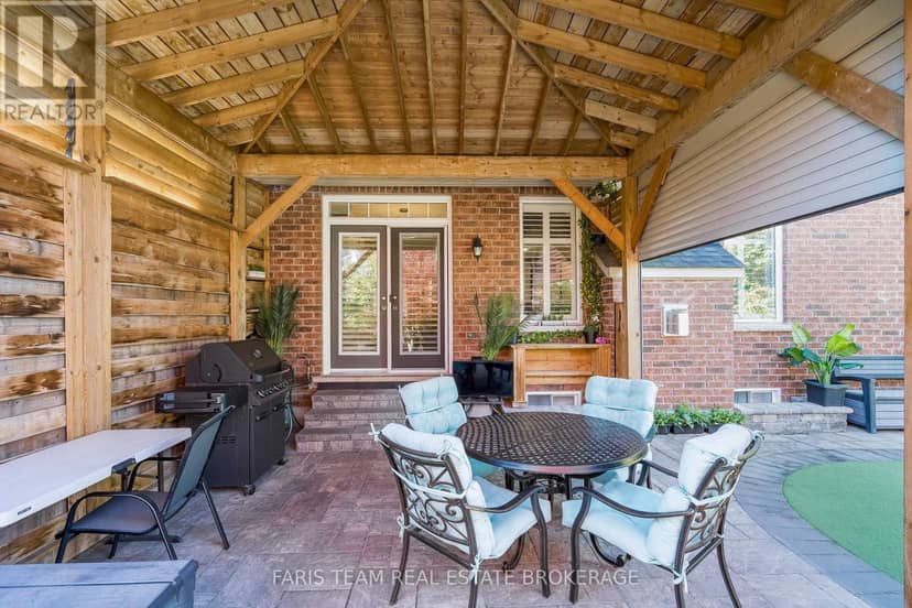 77 Copeland Crescent — photo 32 of 40