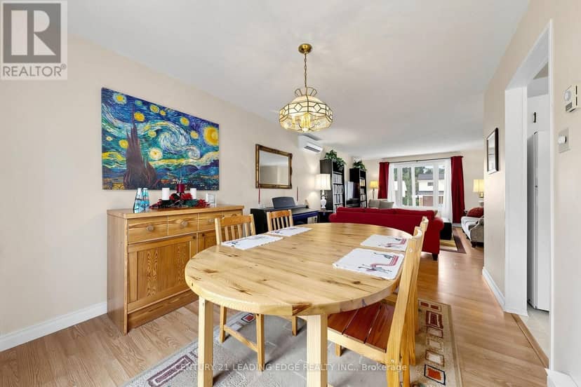 553 James Street — photo 12 of 40