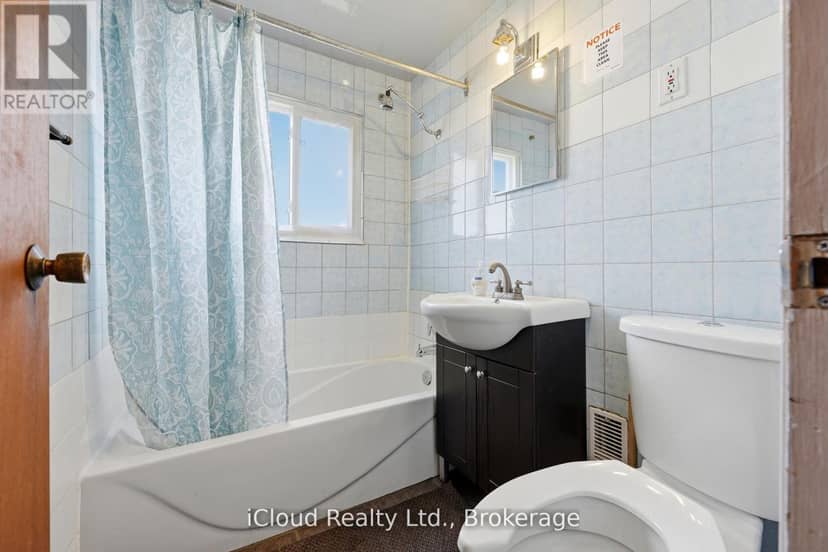 29 Langstone Crescent — photo 30 of 40