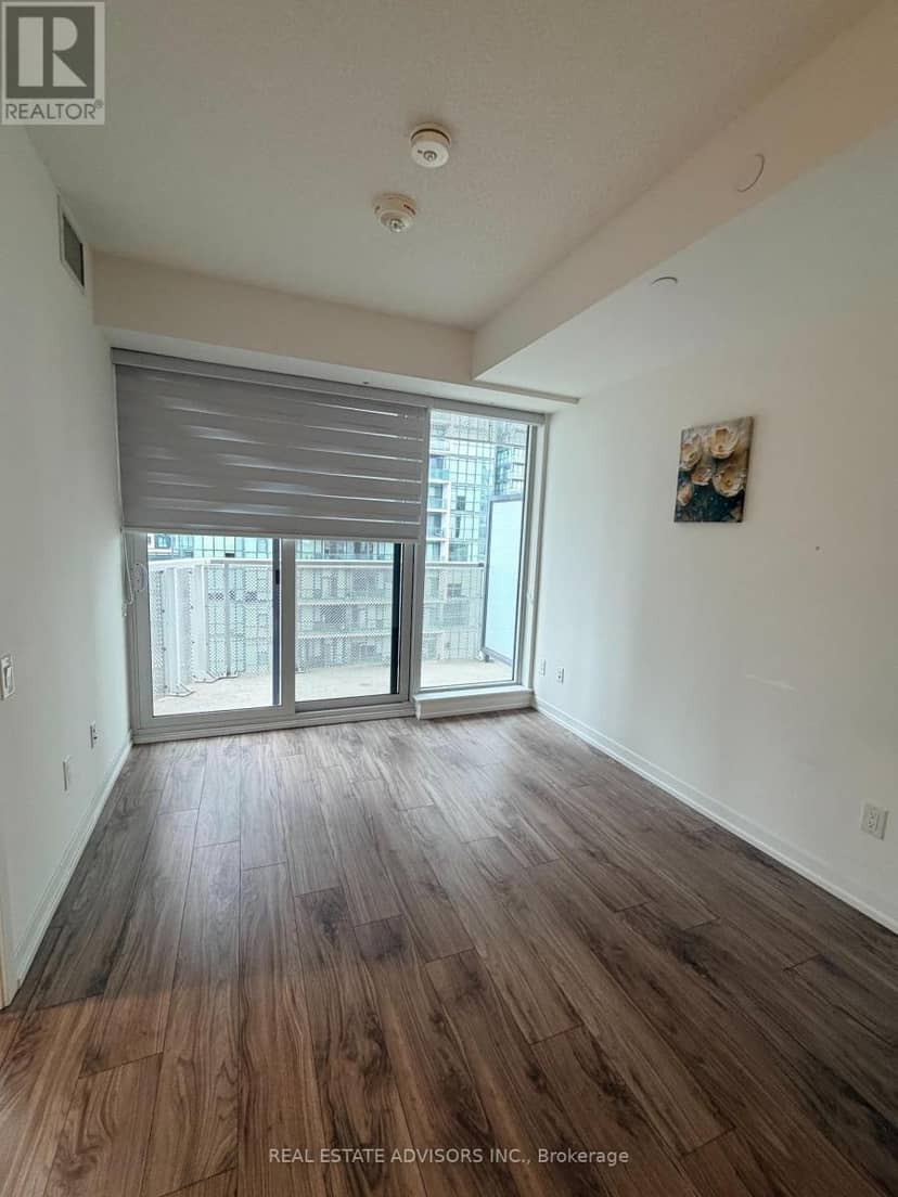 1002 - 4065 Confederation Parkway — photo 11 of 22