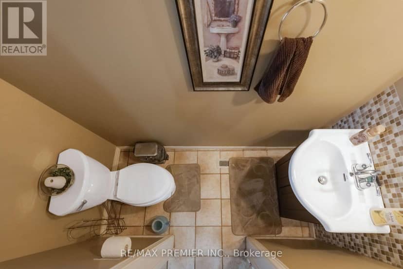 45 Rosebud Avenue — photo 16 of 40