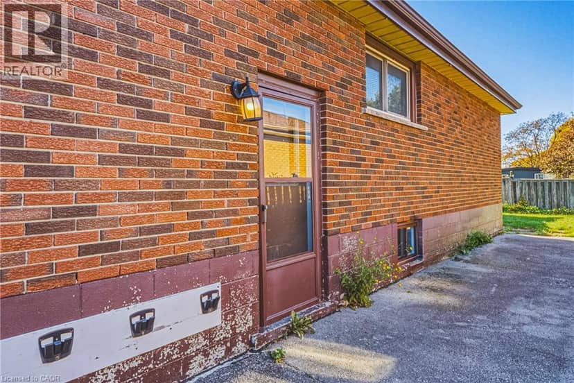 928 UPPER GAGE Avenue — photo 25 of 27