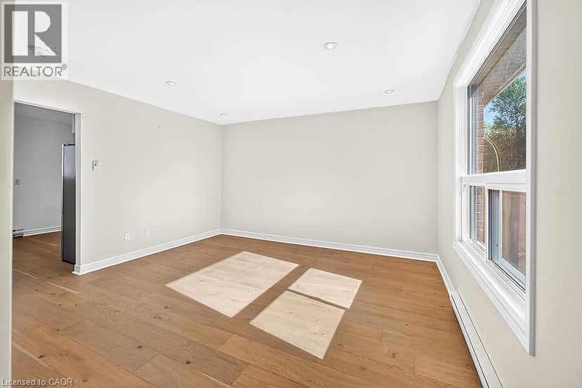 65 MOUNT ALBION Road Unit# 1-8 — photo 11 of 34