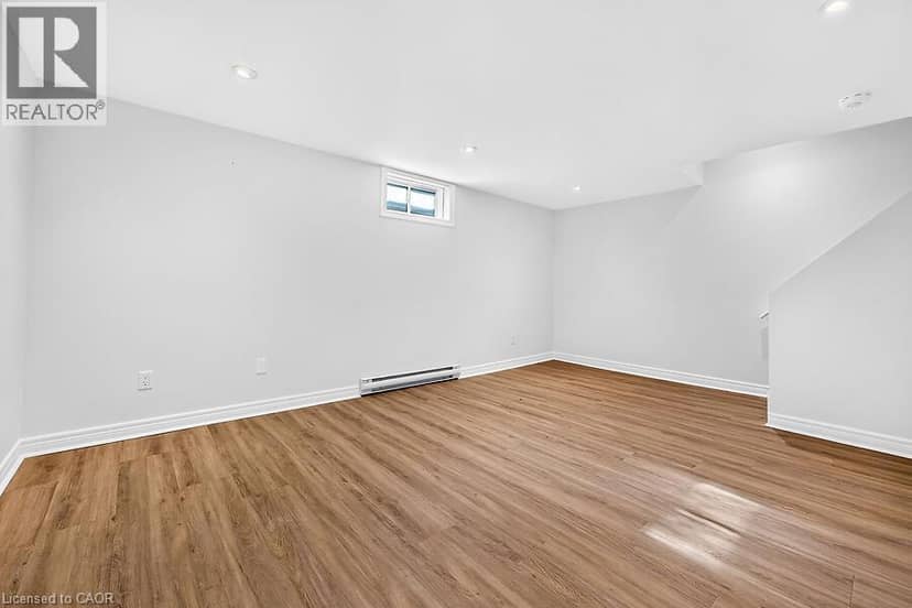 65 MOUNT ALBION Road Unit# 1-8 — photo 16 of 34