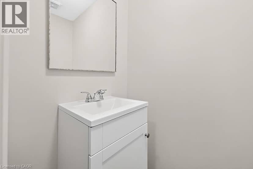 65 MOUNT ALBION Road Unit# 1-8 — photo 20 of 34