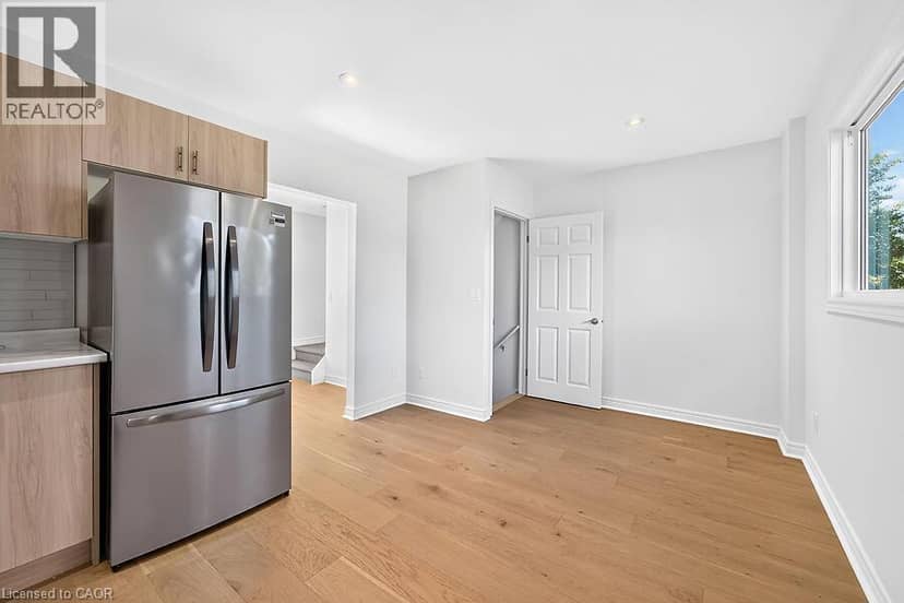 65 MOUNT ALBION Road Unit# 1-8 — photo 9 of 34