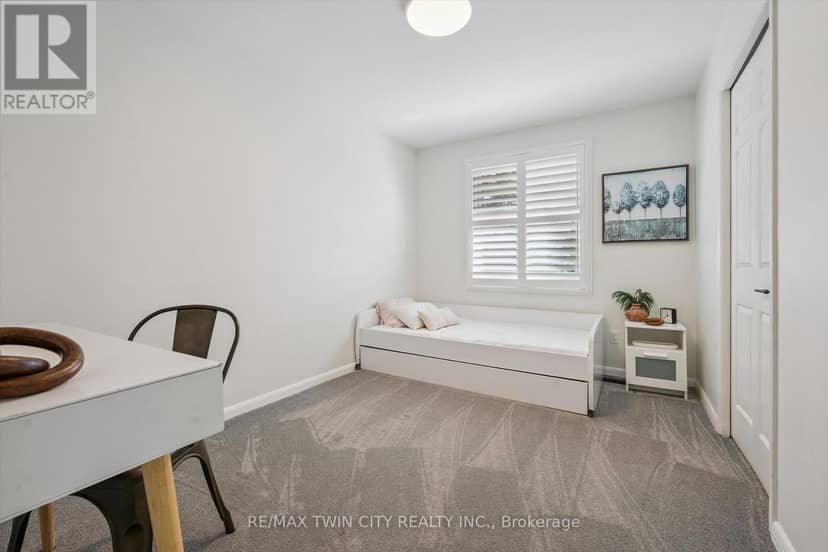 51 Cayley Court — photo 16 of 40