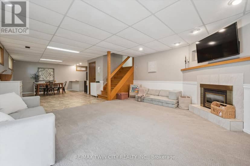 51 Cayley Court — photo 23 of 40