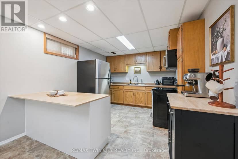 51 Cayley Court — photo 25 of 40