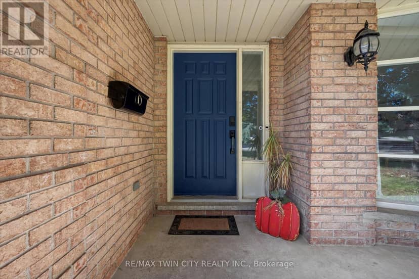 51 Cayley Court, Kitchener, photo 3