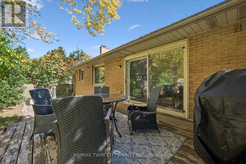 51 Cayley Court — photo 31 of 40