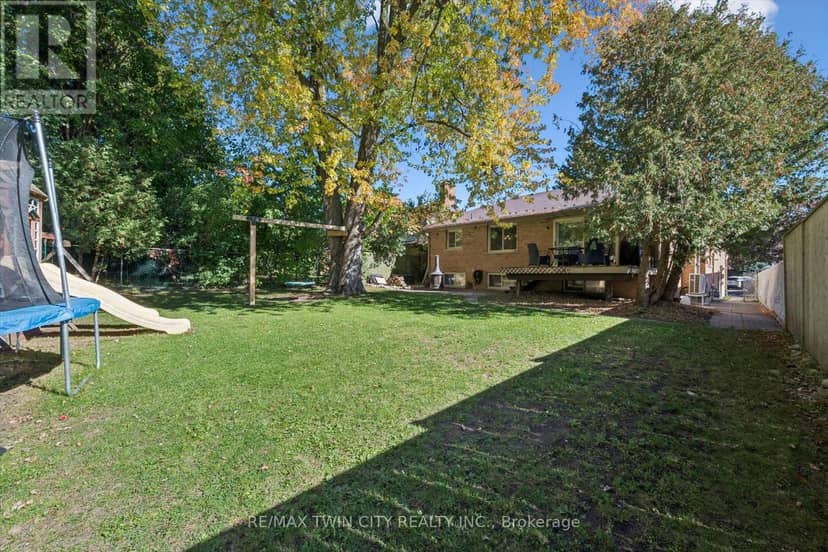 51 Cayley Court — photo 33 of 40