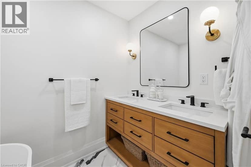 869 CONDOR Drive — photo 20 of 39