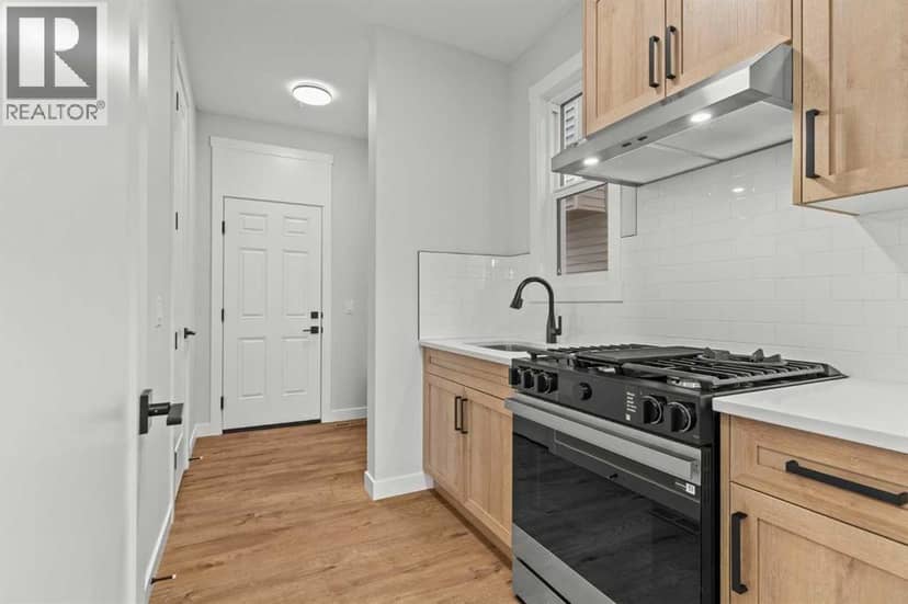 259 Kinniburgh Loop — photo 11 of 40