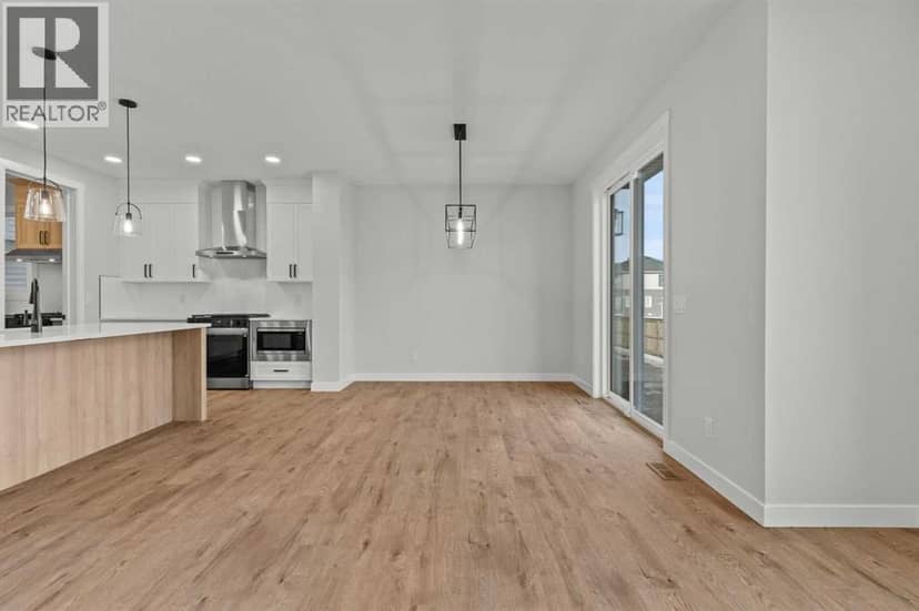 259 Kinniburgh Loop — photo 15 of 40