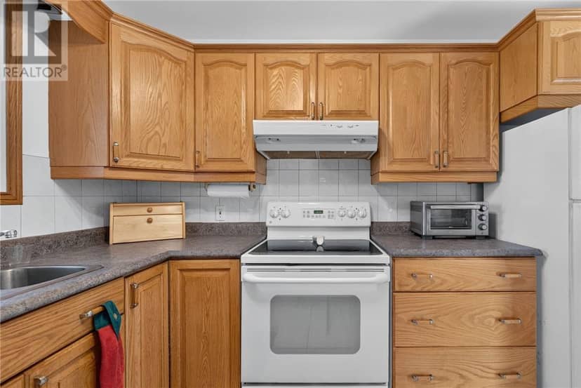256 Eva Street — photo 13 of 40