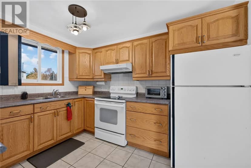 256 Eva Street — photo 14 of 40