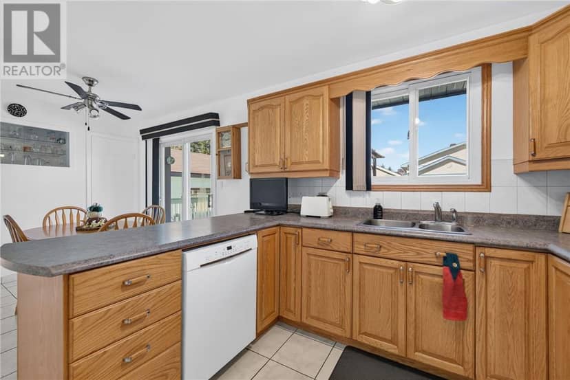 256 Eva Street — photo 15 of 40