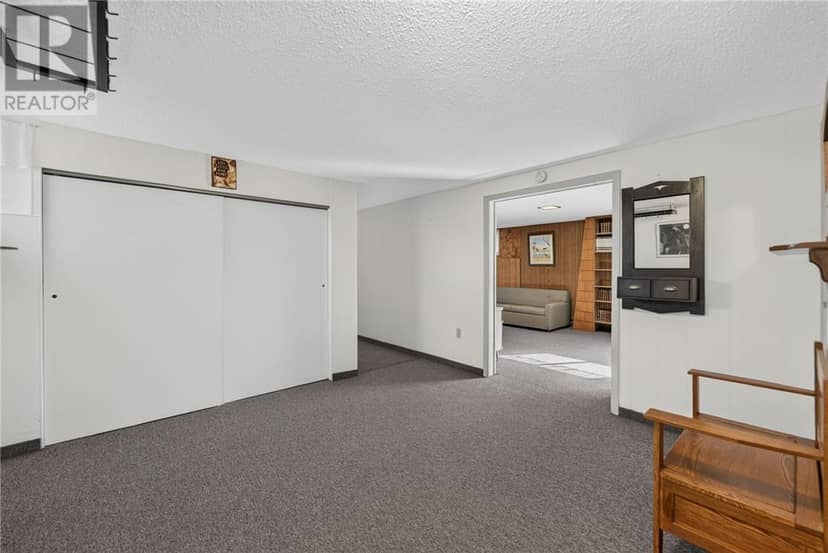 256 Eva Street — photo 36 of 40