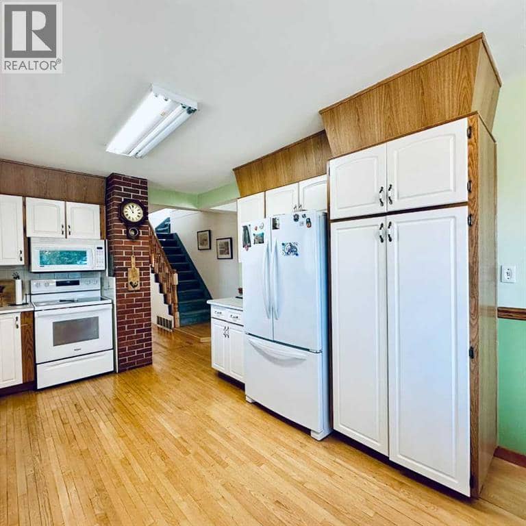 10209 105 Street — photo 14 of 40