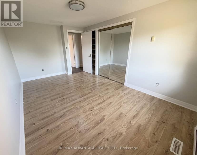 3 - 1855 Aldersbrook Road — photo 9 of 18