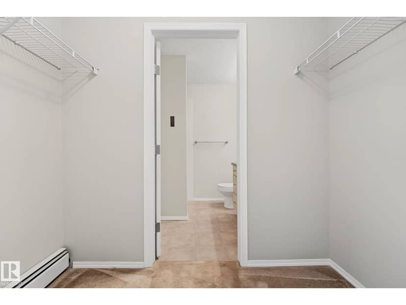 #102 646 McAllister Lo SW — photo 19 of 40