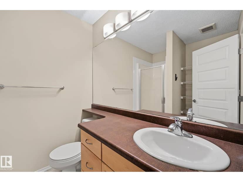 #102 646 McAllister Lo SW — photo 20 of 40