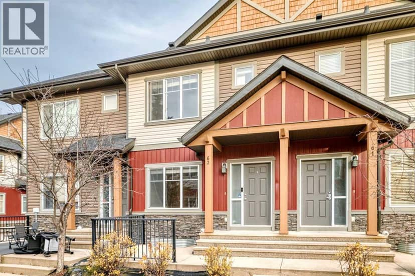 63 skyview springs Circle NE, Calgary, photo 2