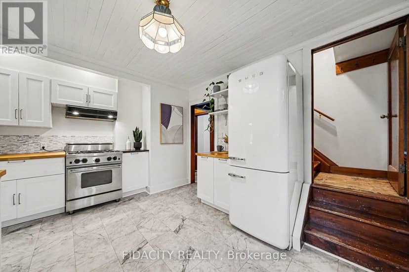 6811 Flewellyn Road — photo 10 of 29