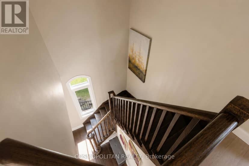 67 Rockmount Crescent — photo 16 of 36