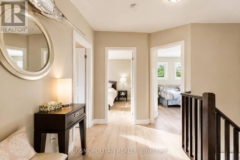 67 Rockmount Crescent — photo 17 of 36