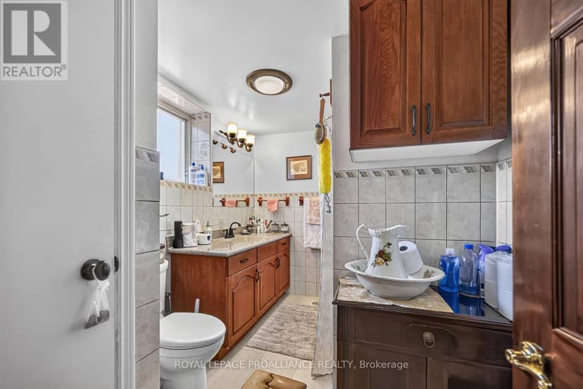 3535 Blair Road — photo 17 of 40