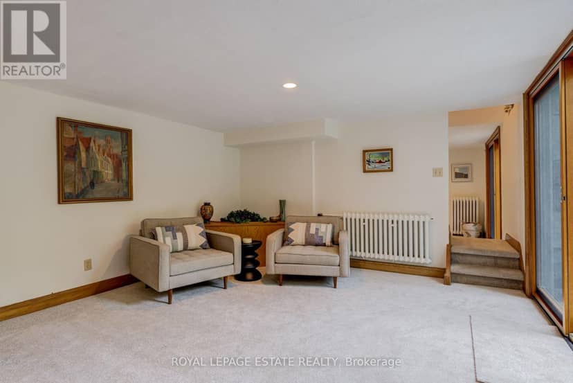30 Barbara Crescent — photo 28 of 40