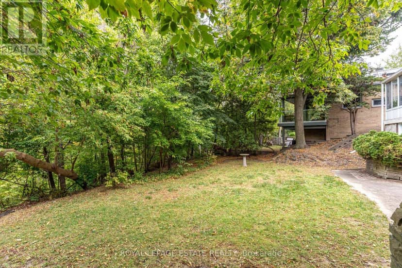 30 Barbara Crescent — photo 35 of 40