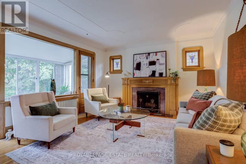 30 Barbara Crescent — photo 9 of 40