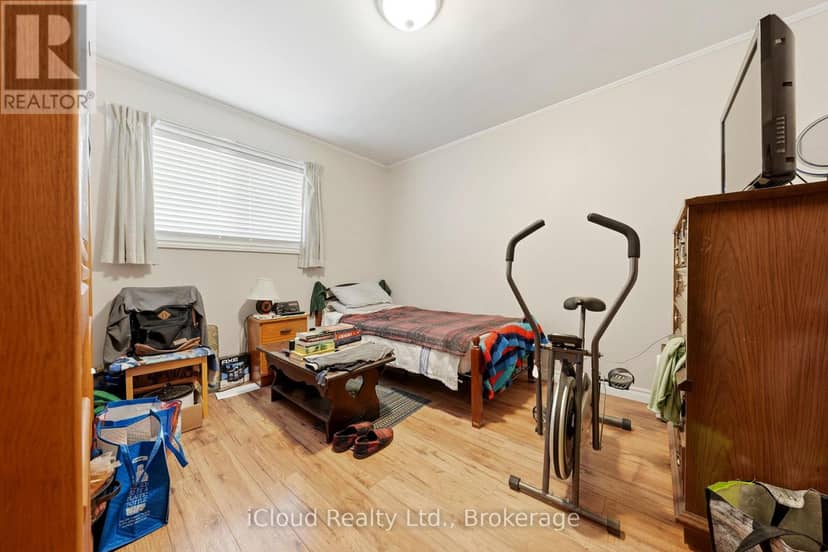 29 Langstone Crescent — photo 15 of 40