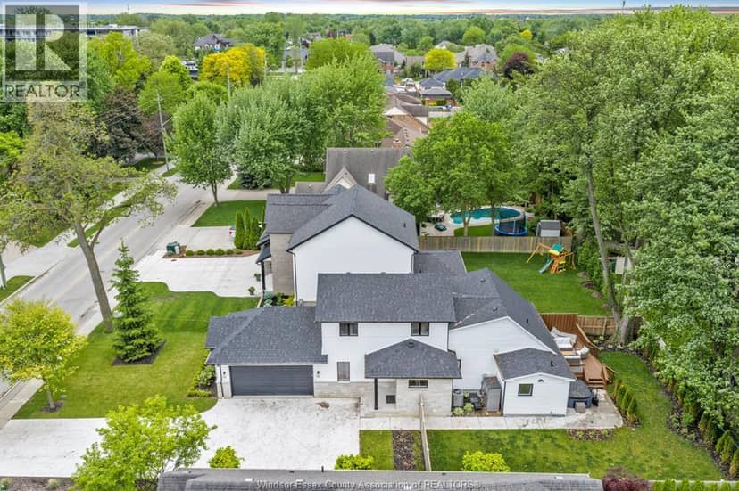 281 Brighton Road, Tecumseh, photo 5