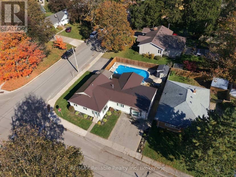 181 Maple Street, Central Huron